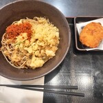 Yudetarou - 蕎麦と赤鬼とタヌキ＋コロッケ