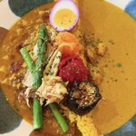 Koharu CURRY - こはるカレーと気まぐれたけのこカレーあいがけ1,500円