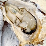 魚太郎 浜焼きバーベキュー  - 殻付き牡蠣