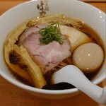 らぁ麺 はやし田 - 特製らぁ麺（￥1,150）醤油は色ほど強くなく、すっかりした味わい