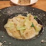 ジェンティーレ - 春キャベツとホタテの軽いクリームソース