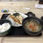 うどん処 ヒジリ - チキンカツタル定食¥960