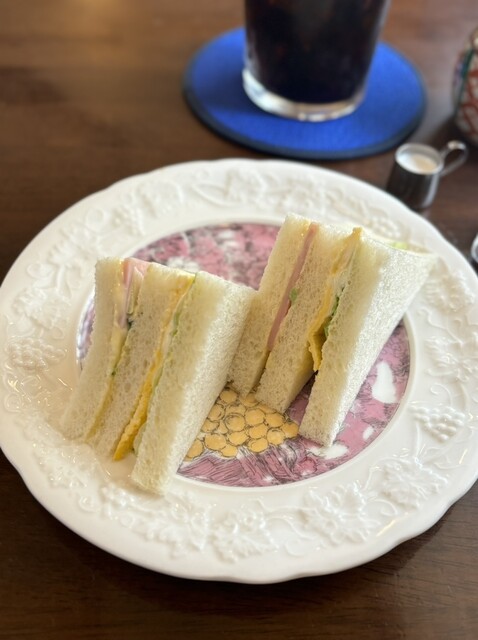 チロリン - 十三/喫茶店 | 食べログ