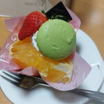 洋菓子倶楽部 KAREN - 甘夏のタルト