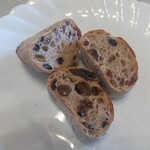 ラトリエ ドゥ プレジール - バトン