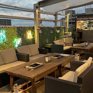 Enjoy a relaxing BBQ on the stylish open rooftop terrace.