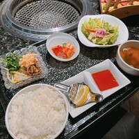 東京焼肉 一頭や コレド室町テラス店 - 