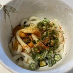 ぎゅーとら - ちょい硬めで卵黄トッピング