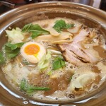 ラーメン猪太 - チャーシュー、味玉、メンマ、地元野菜