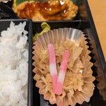 社 - たくあんもひっそり