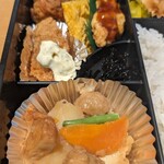 社 - おかずが色々