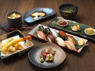 Toukyou Sushi Itamae Sushi - おまかせ5000円コースイメージ