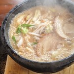 Ishiyaki Ramen Kazan - 石焼きしょうゆ チャーシュー増し