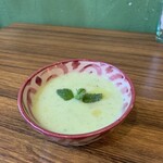 DALIA食堂 - 豆とミントのスープ