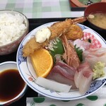 Uminosachiresutorambaikingu - 刺身&エビフライ定食(コーヒー付)　980円