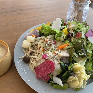 カフェ&マーケットくまと文鳥_0