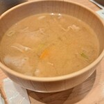 Tonkatsu Tsukiuma - 限りなく豚汁な味噌汁