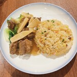 551蓬莱 アルデ新大阪店 - 