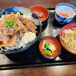 Nagomiya Mokube - 豚焼き丼