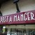 Pret A Manger - 外観写真:お店のロゴ看板