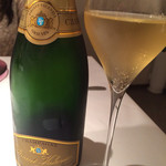 エクアトゥール - ランチ１００００円コースに含まれているシャンパン