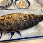 食事と酒処 真 - デカい…