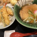 難波千日前 釜たけうどん - 