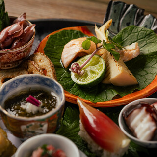 じっくりお酒と料理を愉しむ時間