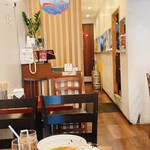 Thuan Viet Food Restaurant - 店内
