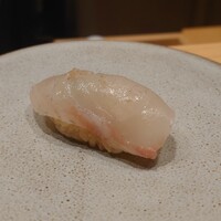 鮨麻布 - 鯛の昆布締め