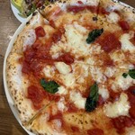 Italian Kitchen VANSAN - マルゲリータピザ