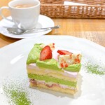アフタヌーンティー・ティールーム - 抹茶と苺のショートケーキ