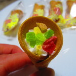 藤兵衛庵 - 花彩つむぎ（フルーツ）　５９４円（税込）のアップ【２０２４年５月】