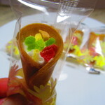 藤兵衛庵 - 花彩つむぎ（フルーツ）　５９４円（税込）個包装のアップ【２０２４年５月】