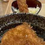 Niigata Katsudon Tare Katsu - 