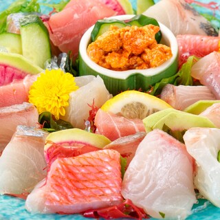 Every morning, go to the market and be a connoisseur! Full of carefully selected fresh fish from all over the country.