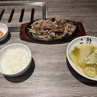 焼肉&手打ち冷麺 二郎 KANAYAMA - 