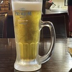 焼きもの家 慶 - ケンケン店長のあの不思議なボトムスの裾が切り詰められてしまったように見える。夏仕様なのかな？