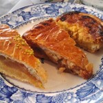 kakurezato coffee - 半分ずつでシェア。どれもこれもが究極に美味しい！