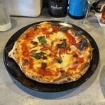Pizzeria e Gelateria Famiglia - ディアボラ