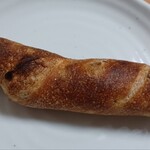 アカリベーカリー - バケットオリーブ