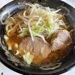 松龍 - 料理写真:正油ラーメン　野菜少なめ