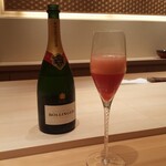 江戸焼肉 - ボランジェ / スペシャル・キュヴェ N.V.… 辛口のシャンパーニュでフランスのシャンパーニュで作って頂いたカクテル　乾杯