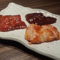 焼肉 和 - 味噌焼物　ホルモン、味噌タン、レバー