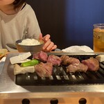 焼肉家 肉汁センター - 