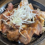 二代目 麺処 くるり - 料理写真:チャーシュー丼