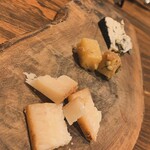 トラットリア ラパーチェ - 和歌山産チーズの盛り合わせ