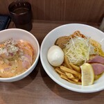 ヌードル＆スパイスカレー 今日の1番 - 