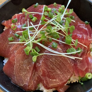 まぐろや - 料理写真:づけ丼