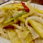 HANOI MEMORY RESTAURANT - 牛ハチノスのパイナップル・玉ねぎ炒め。意外とおいしかった